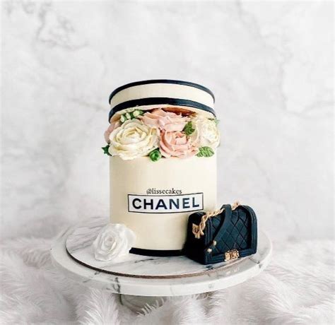 chanel bag birthday cake singapore|Singapore Baker Creates Amazingly Realistic Luxury Bag .